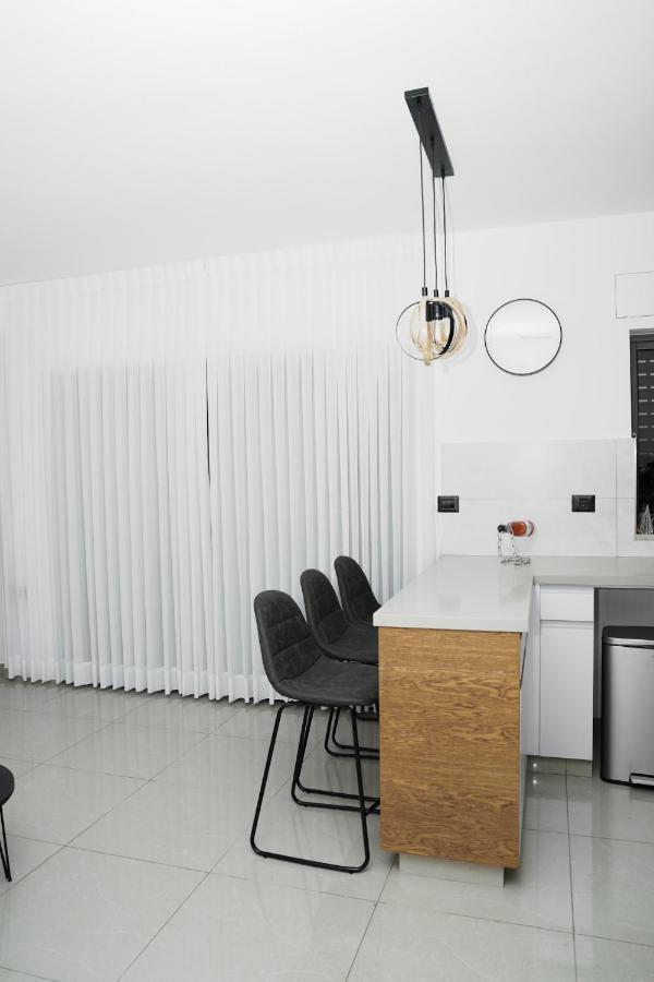 The Best Location In Yerusalem Bagian luar foto